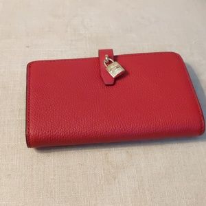Michael Kors lock wallet